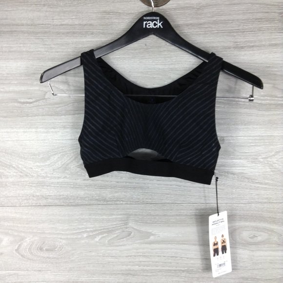 Alo Reflective Moonlit Cutout Bra - Picture 3 of 7